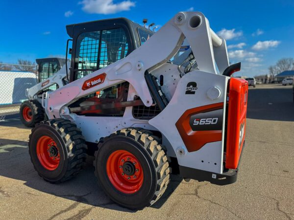 Bobcat Skid Steer loader - Image 4