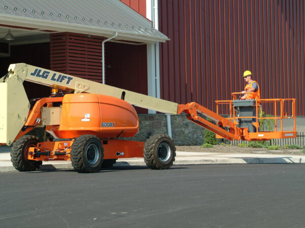 JLG 600aj hydraulic boom lift