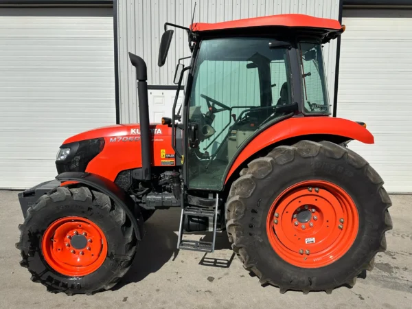 Kubota M108s tractor - Image 4