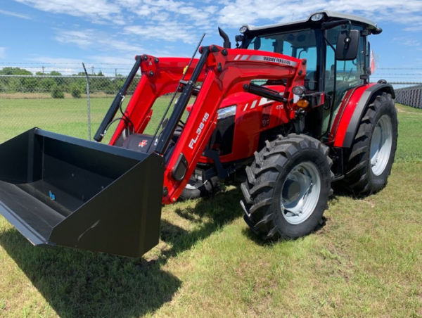 2022 Massey Ferguson 4245 Tractor