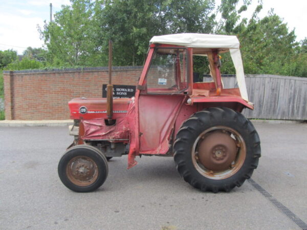 MASSEY FERGUSON 135 IN FIELD READY STANDARD