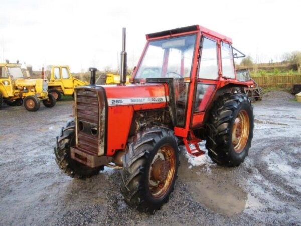 MASSEY FERGUSON 265 4WD IN AS SEEN STANDARD - Image 2