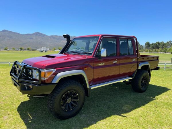 2022 Toyota Landcruiser 79 Series V8 LC DC 4×4 - Image 8