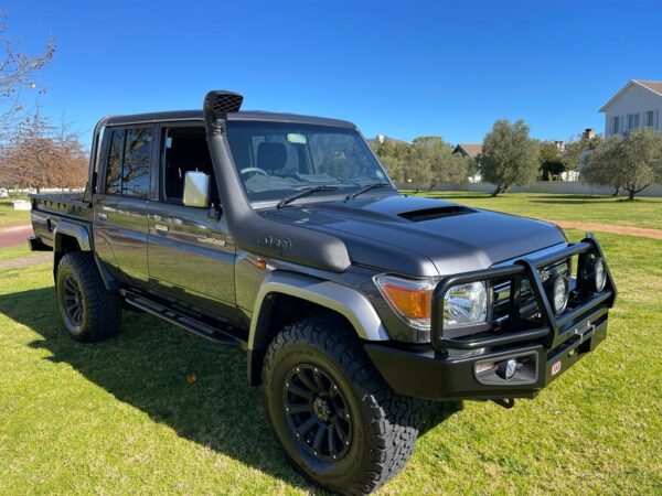 2023 Toyota LandCruiser 79 Series 4.5 V8 Turbo Diesel LX DC - Image 5