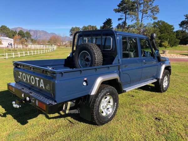 2021 Toyota Landcruiser 79 series 4.5 V8 LX - Image 5