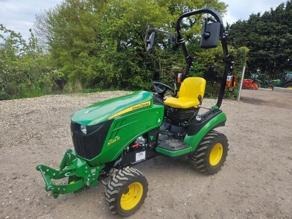 John Deere: 1026R Tractor