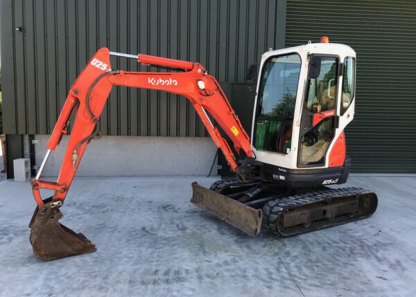 ⁠⁠Kubota U25-3 Mini Excavator