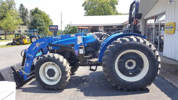 New Holland TT75 Tractor