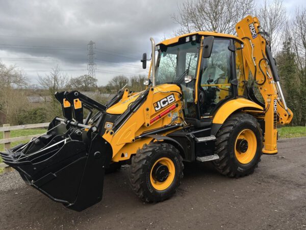 ⁠JCB 3cx Backhoe loader - Image 2